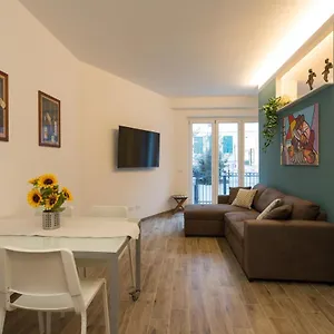 https://casa-luna-al-pigneto.it-romehotels.com